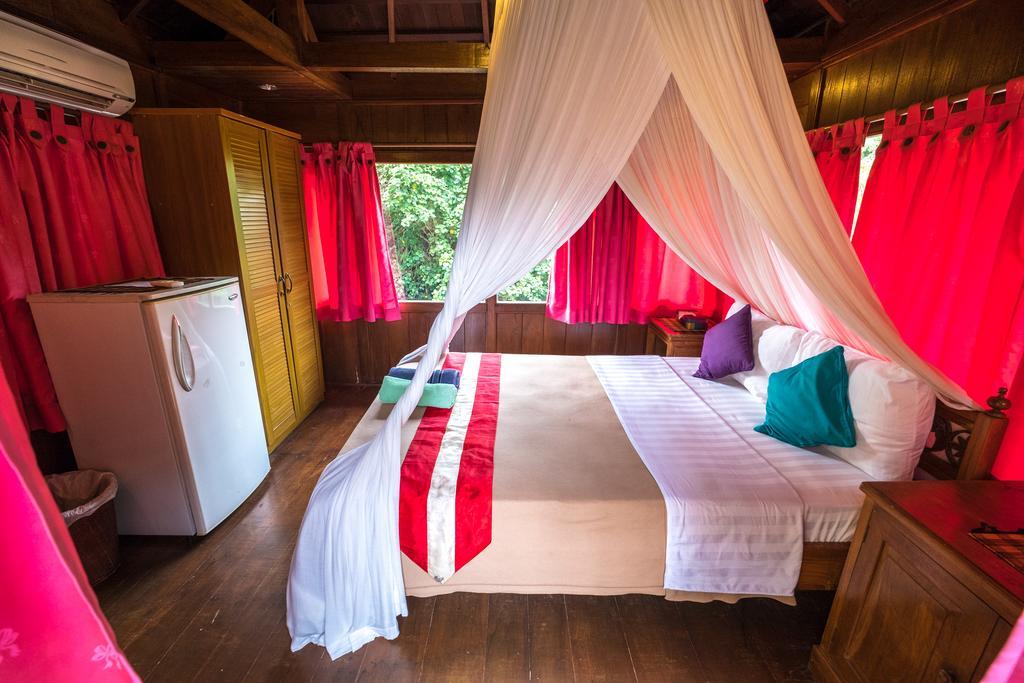 Easy Surf Dacha Hotel Canggu Exterior foto