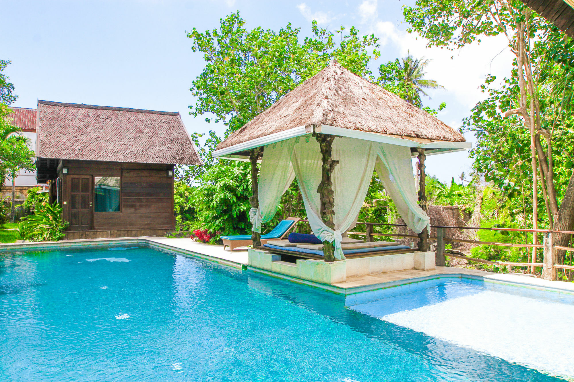 Easy Surf Dacha Hotel Canggu Exterior foto
